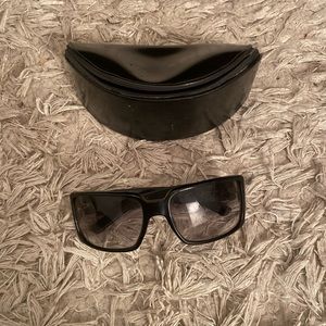 Vintage Gucci sunglasses 🕶️